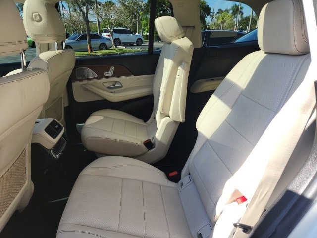 Used 2021 Mercedes-Benz GLS 450 4MATIC image 21