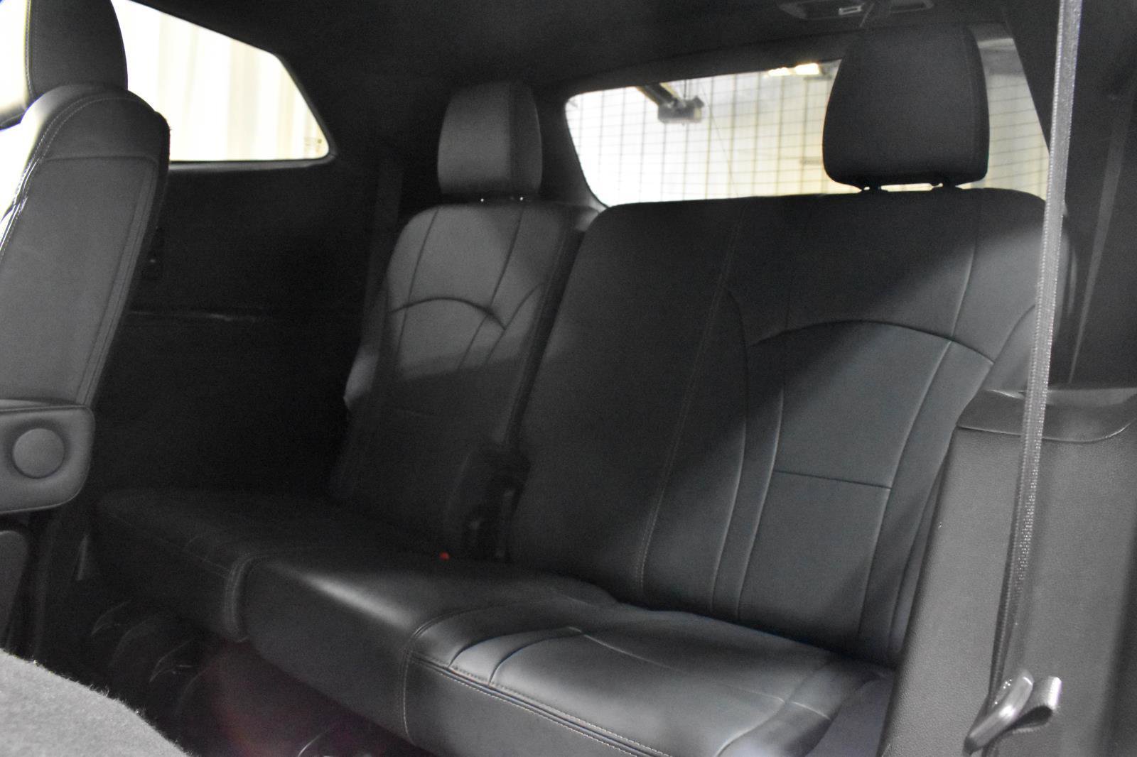 Used 2023 Buick Enclave Essence w/ LPO, Floor Liner Package FWD image 9