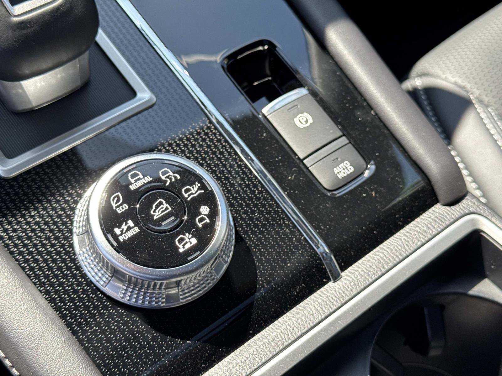 New 2025 Mitsubishi Outlander SEL image 29