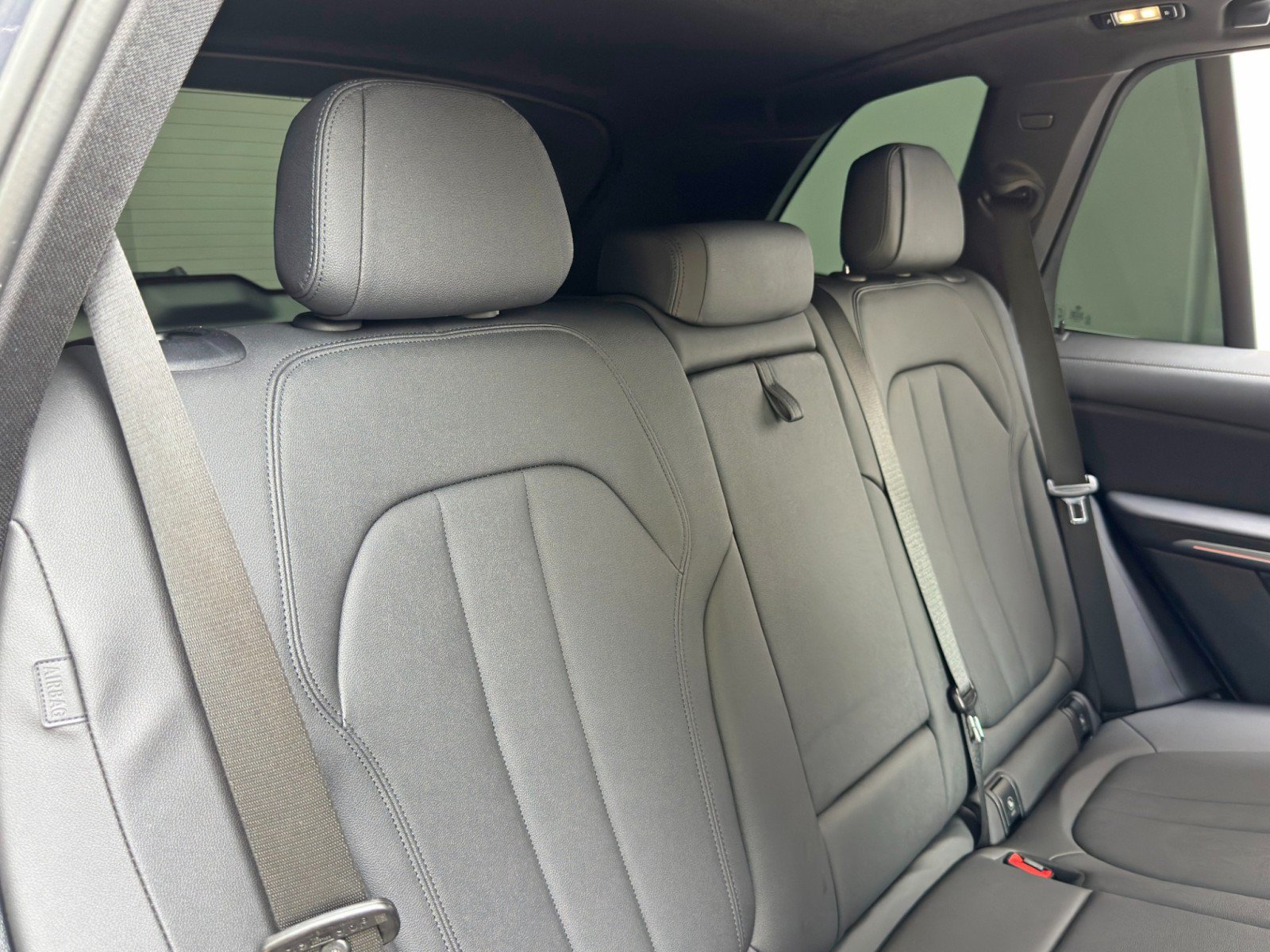 Used 2021 BMW X5 sDrive40i w/ Convenience Package RWD image 41
