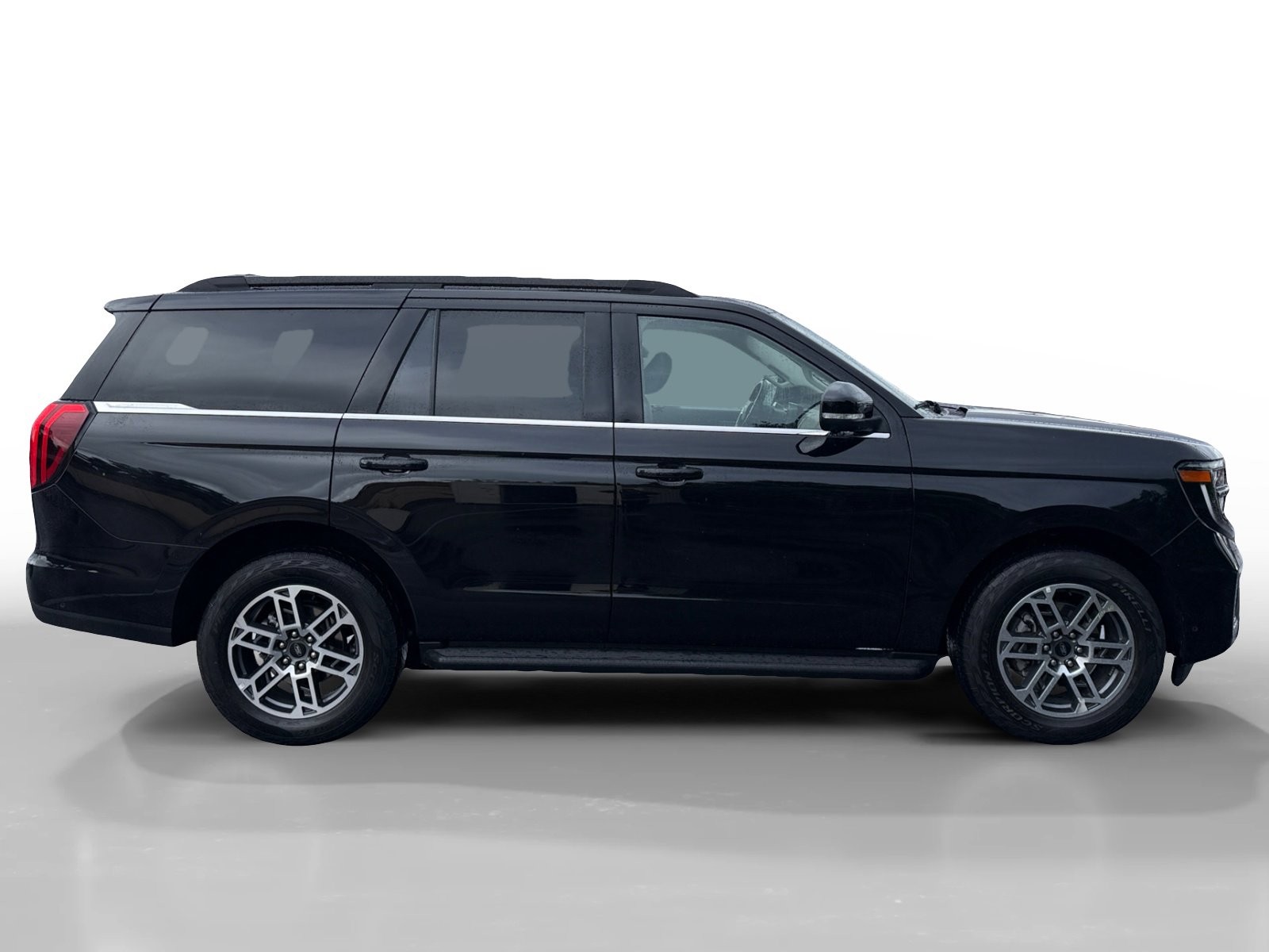 Certified 2025 Ford Expedition Active image 6