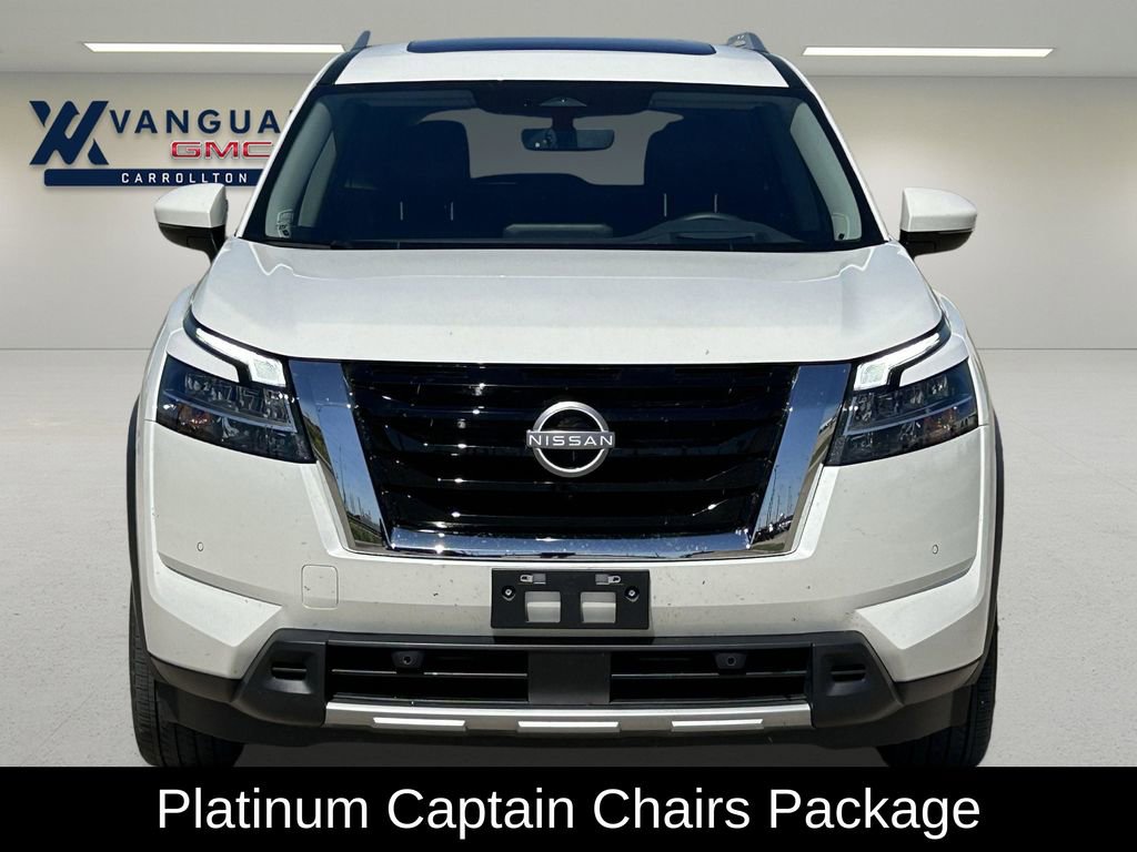 Used 2024 Nissan Pathfinder Platinum image 3