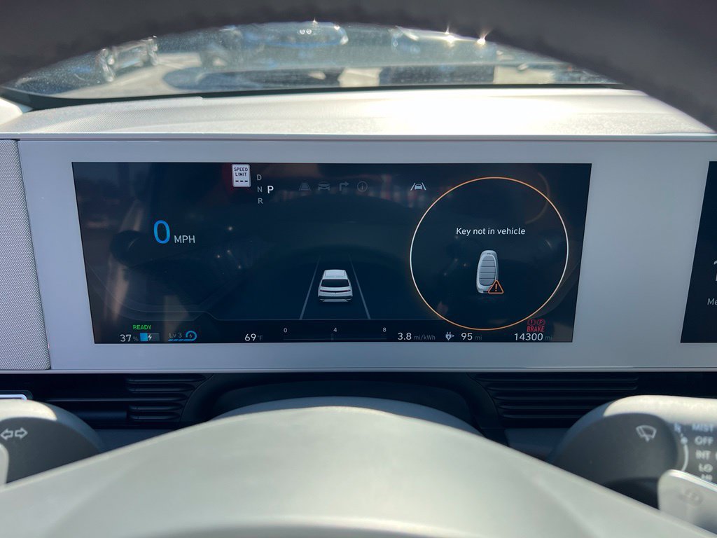 Certified 2024 Hyundai Ioniq 5 SE AWD/4WD image 18