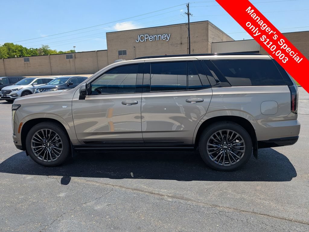 Used 2025 Cadillac Escalade Sport Platinum w/ LPO, Floor Liner Package AWD/4WD image 4