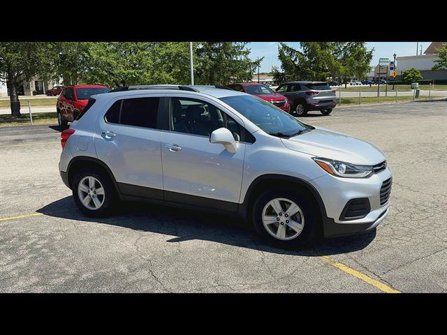 Used 2019 Chevrolet Trax LT w/ LT Convenience Package FWD image 30