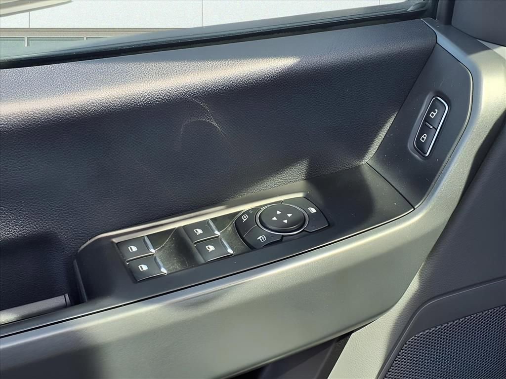 Used 2023 Ford F350 XLT w/ FX4 Off-Road Package image 20