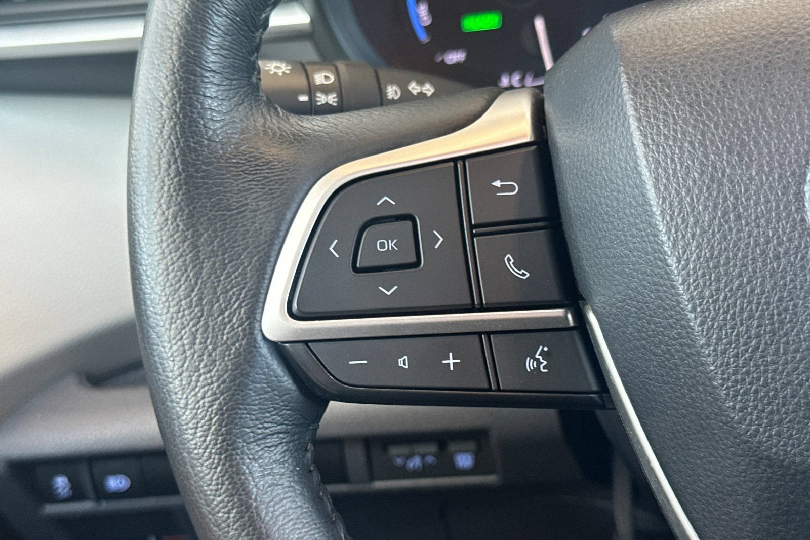 Certified 2022 Toyota Sienna XLE w/ XLE Plus Package FWD image 29