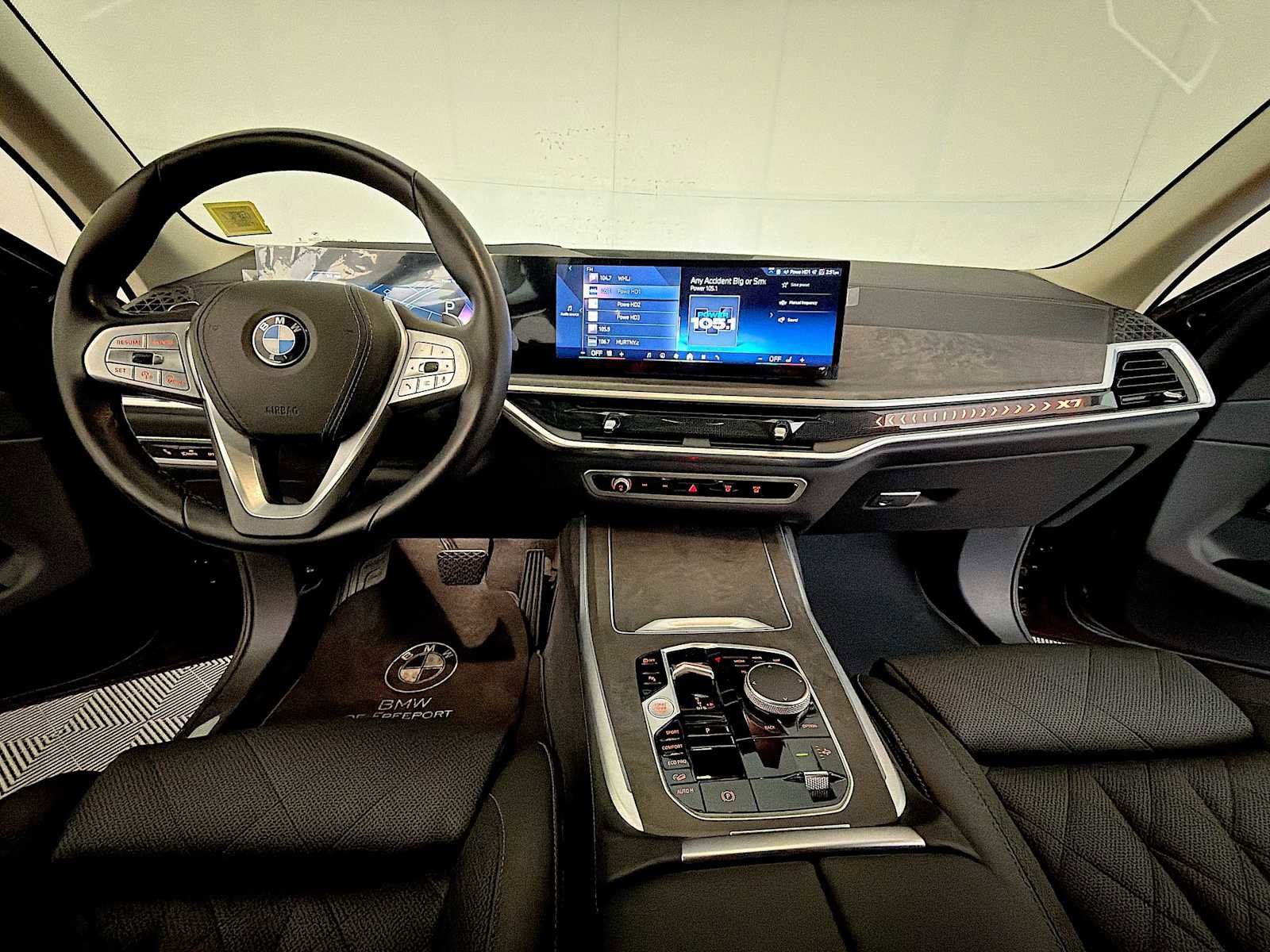 Certified 2024 BMW X7 xDrive40i w/ Premium Package image 14