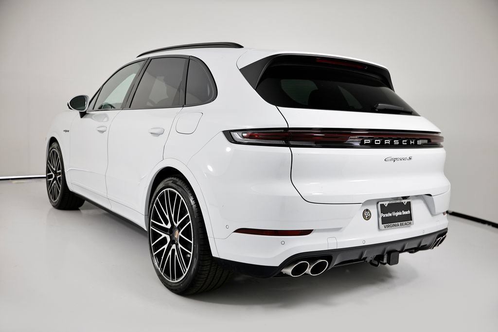 New 2026 Porsche Cayenne S AWD/4WD image 3