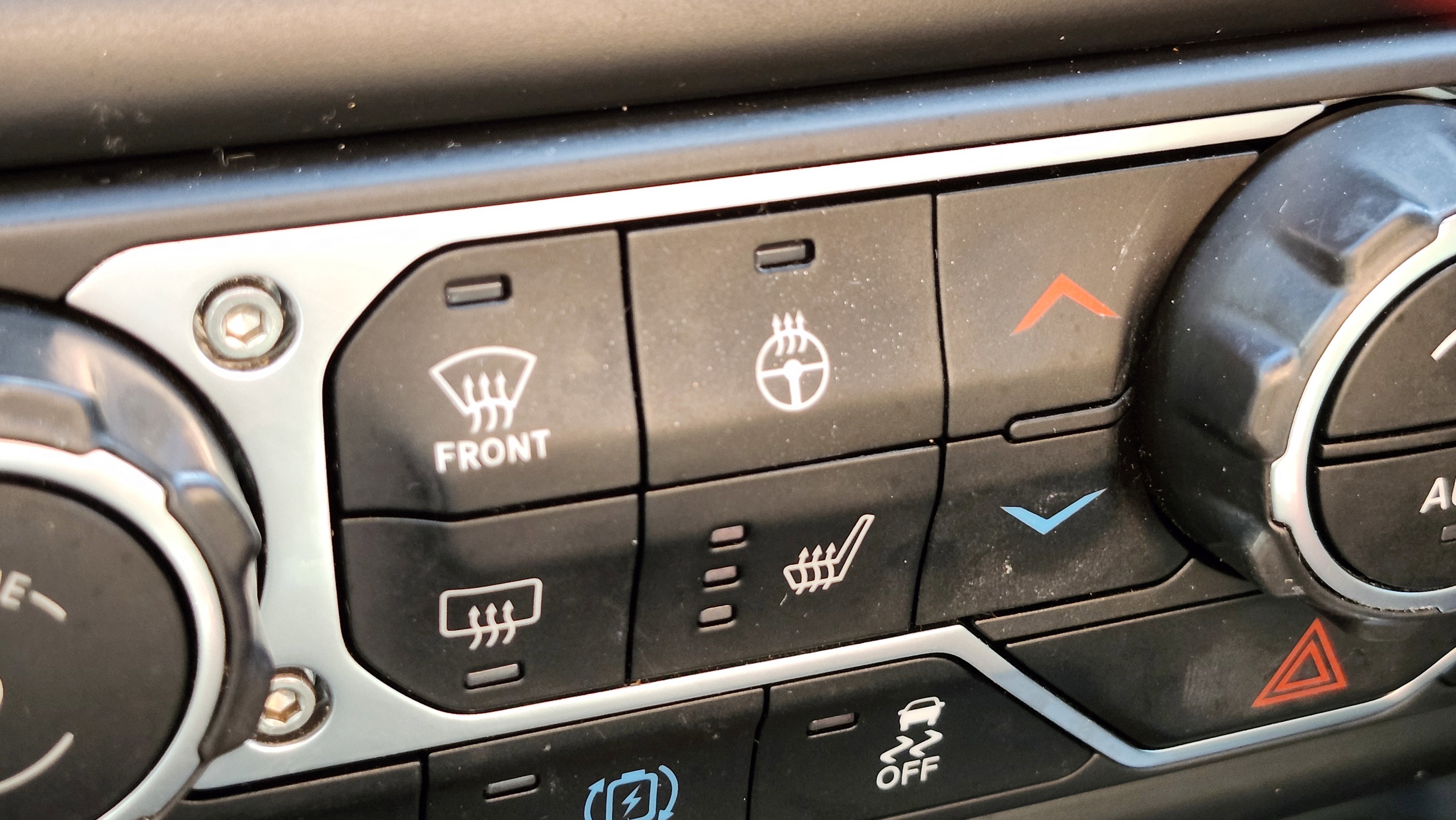 Used 2023 Jeep Wrangler Unlimited Rubicon 4xe w/ Cold Weather Group image 30