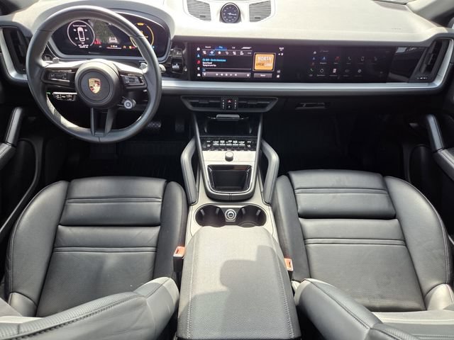 Used 2024 Porsche Cayenne Coupe AWD/4WD image 11