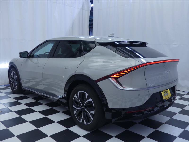 Used 2022 Kia EV6 Wind AWD/4WD image 5