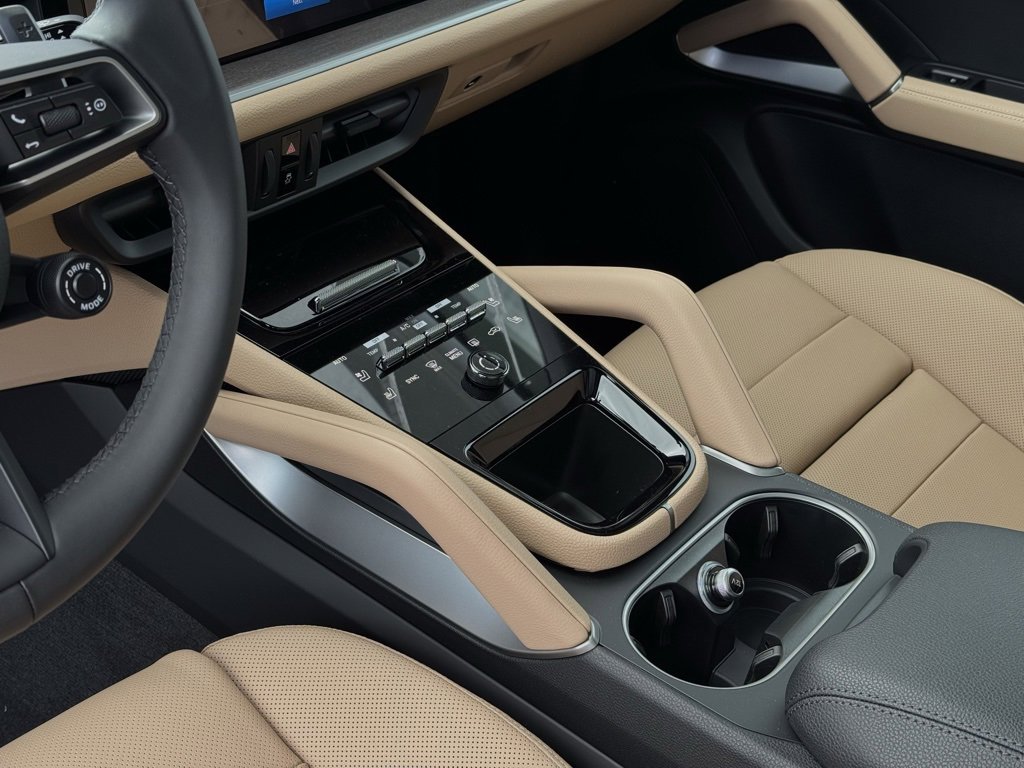 New 2025 Porsche Cayenne E-Hybrid image 33