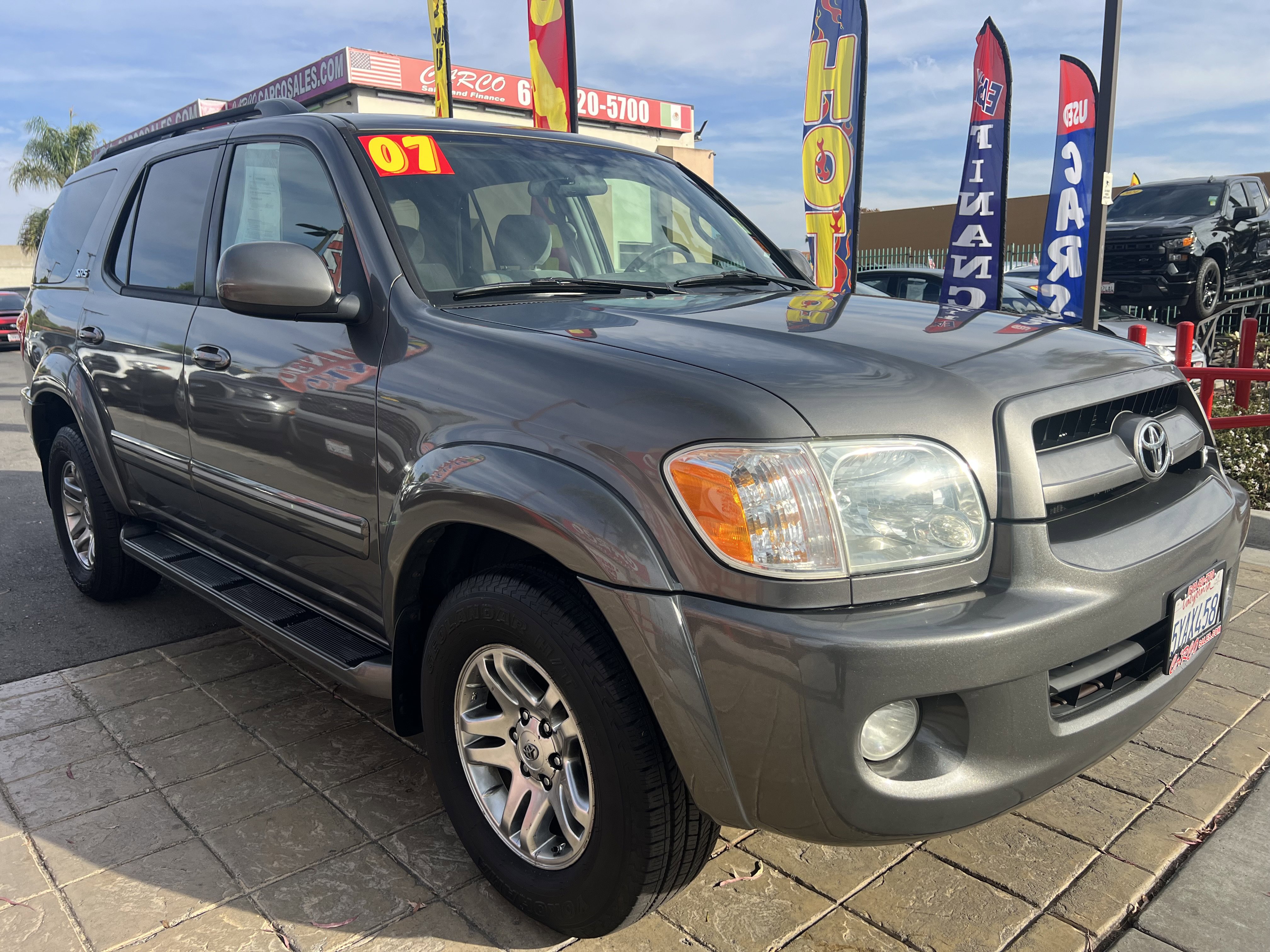 Used 2007 Toyota Sequoia SR5 image 1
