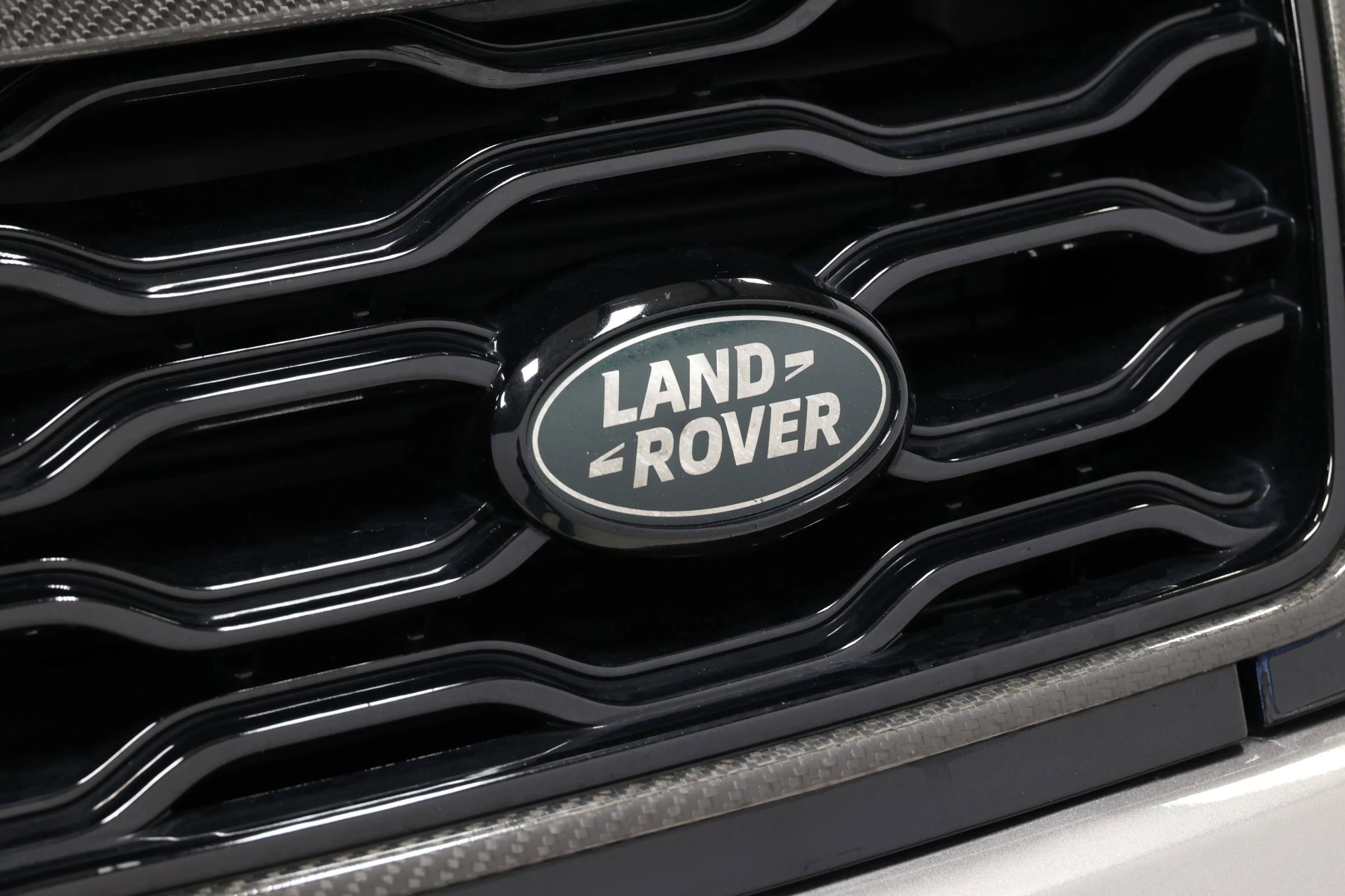 Used 2020 Land Rover Range Rover Sport SVR image 91