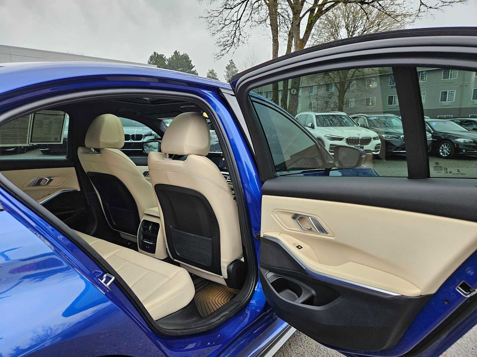 Used 2023 BMW 330i xDrive 330i xDrive w/ M Sport Package image 14