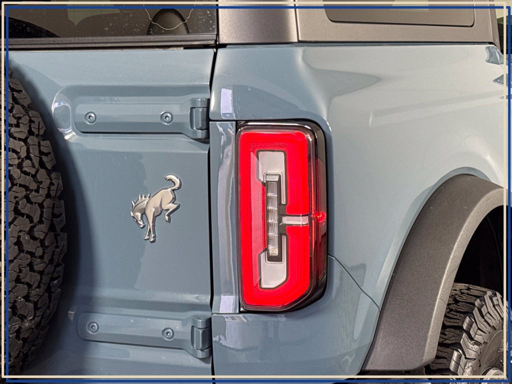Used 2022 Ford Bronco Badlands AWD/4WD image 9