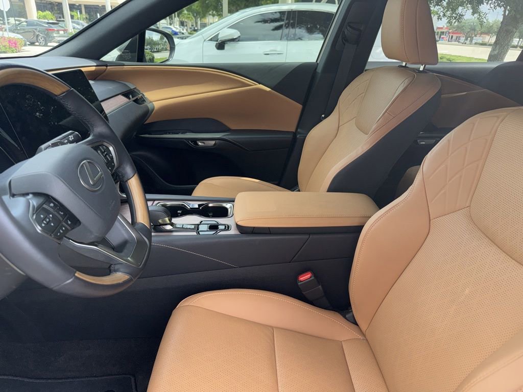 Certified 2025 Lexus RX 350 Premium Plus w/ Accessory Package (Z1) FWD image 12