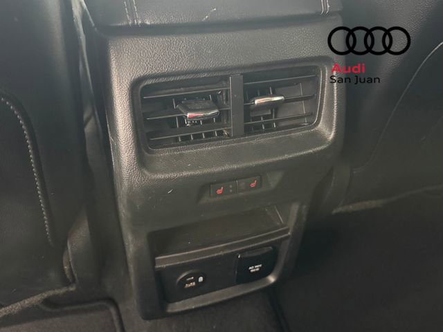 Used 2022 Ford Edge Titanium w/ Equipment Group 301A AWD/4WD image 28