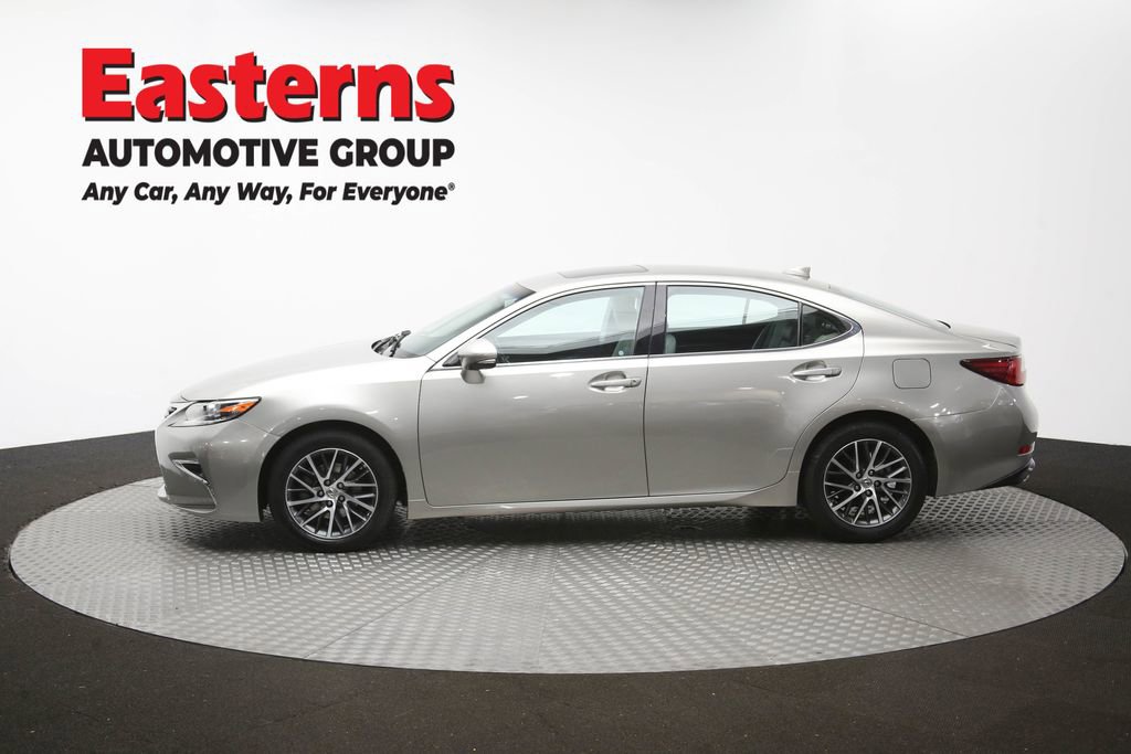 Used 2016 Lexus ES 350 w/ Premium Package w/Wood Trim FWD image 61