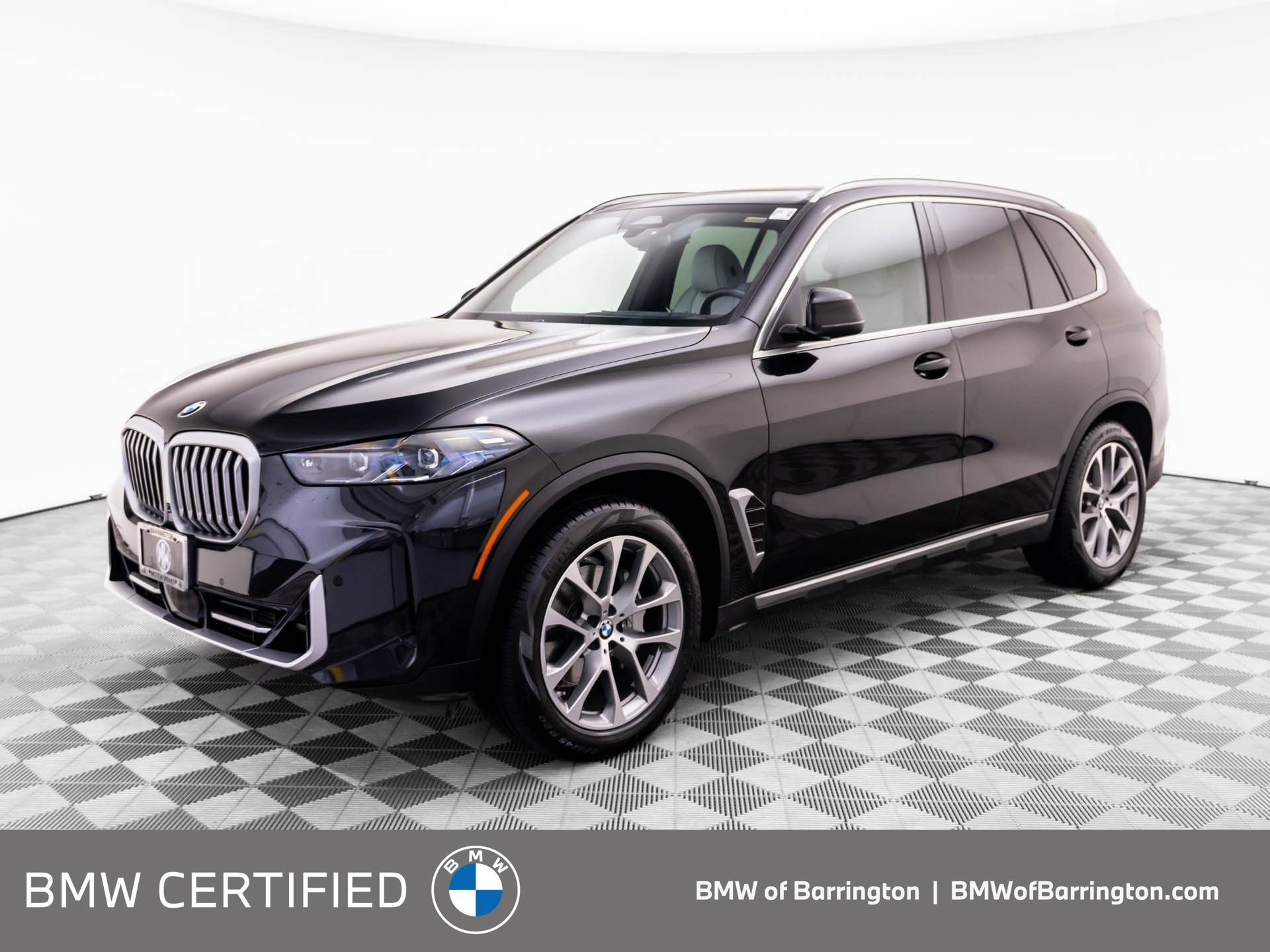 Certified 2024 BMW X5 xDrive40i w/ Premium Package AWD/4WD image 1