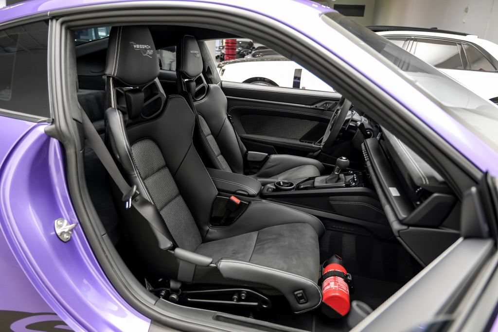Used 2025 Porsche 911 GT3 RS RWD image 39