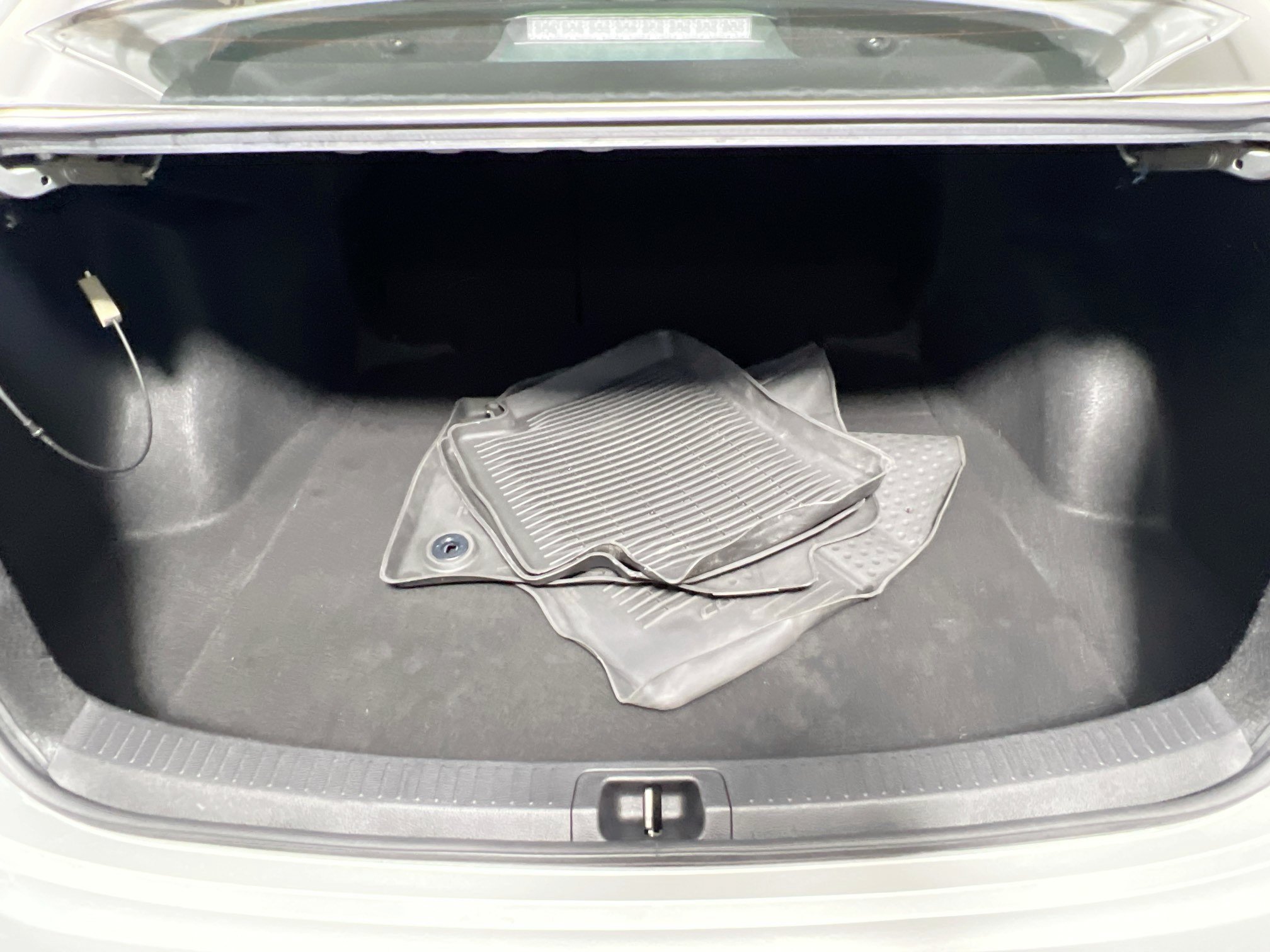 Used 2021 Toyota Corolla SE FWD image 33