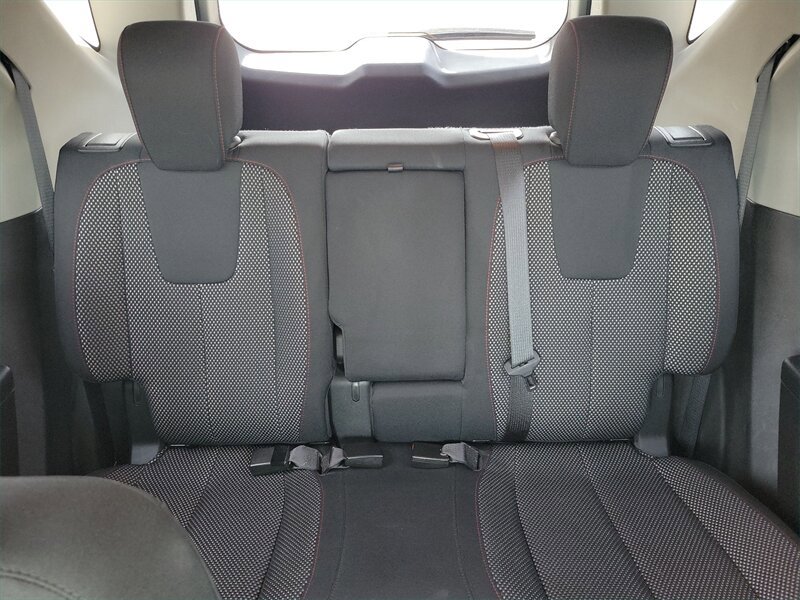Used 2015 Chevrolet Equinox LT w/ Driver Convenience Package image 14