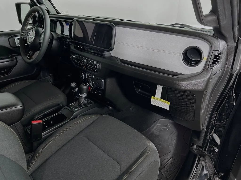 Used 2024 Jeep Gladiator Sport image 29