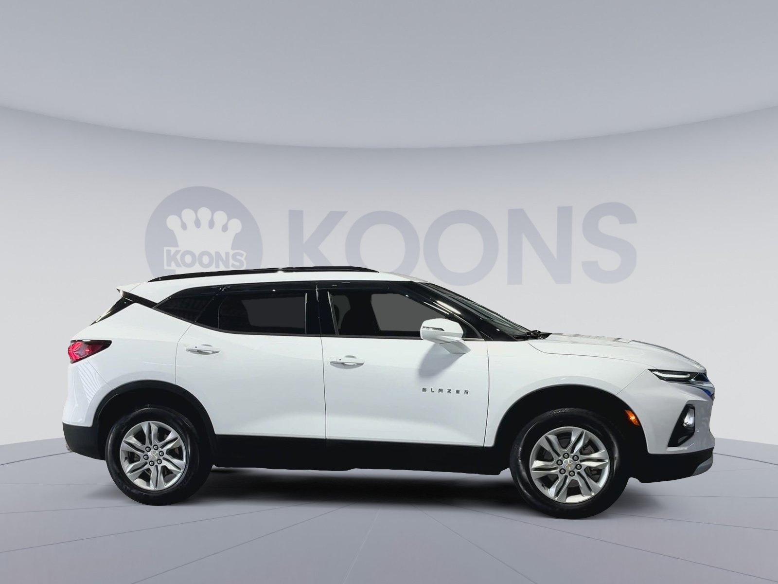 Used 2019 Chevrolet Blazer LT FWD image 12
