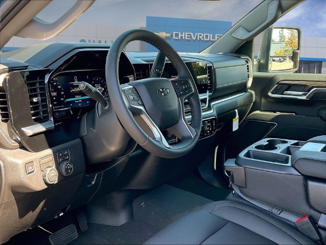 New 2026 Chevrolet Silverado 2500 LT w/ Trail Boss Package AWD/4WD image 9