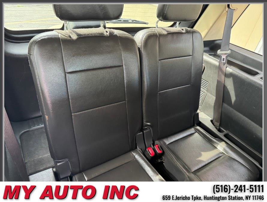 Used 2010 Ford Explorer Limited image 26
