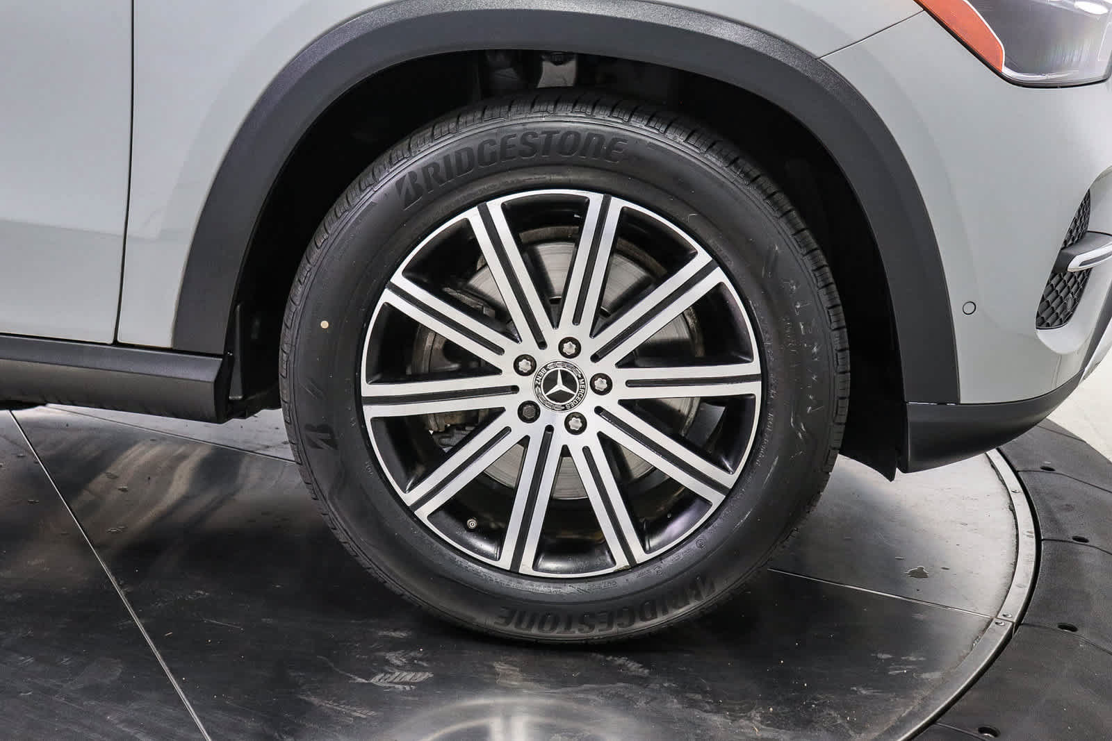 Certified 2025 Mercedes-Benz GLE 450e 4MATIC image 11