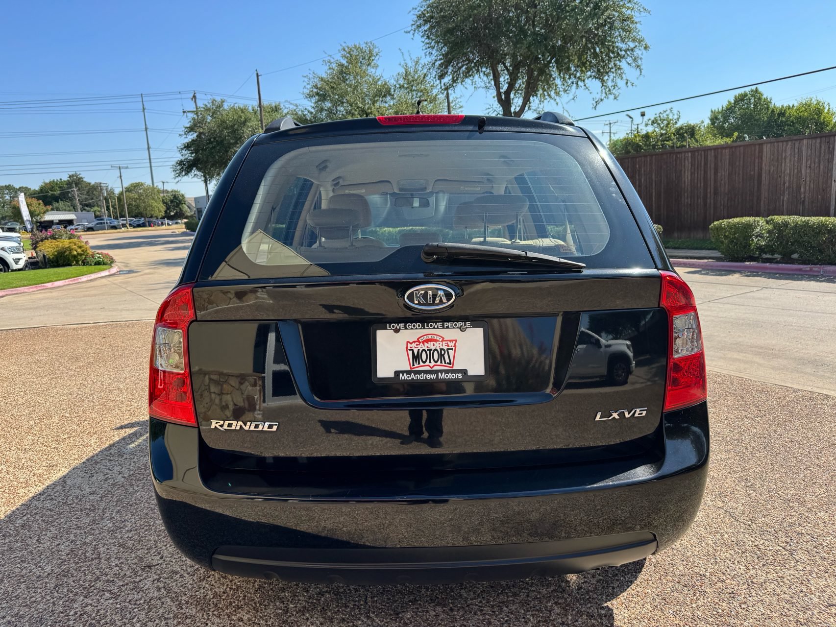 Used 2008 Kia Rondo LX FWD image 8