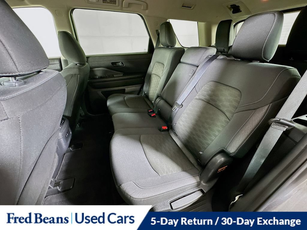 Used 2024 Nissan Pathfinder SV AWD/4WD image 30