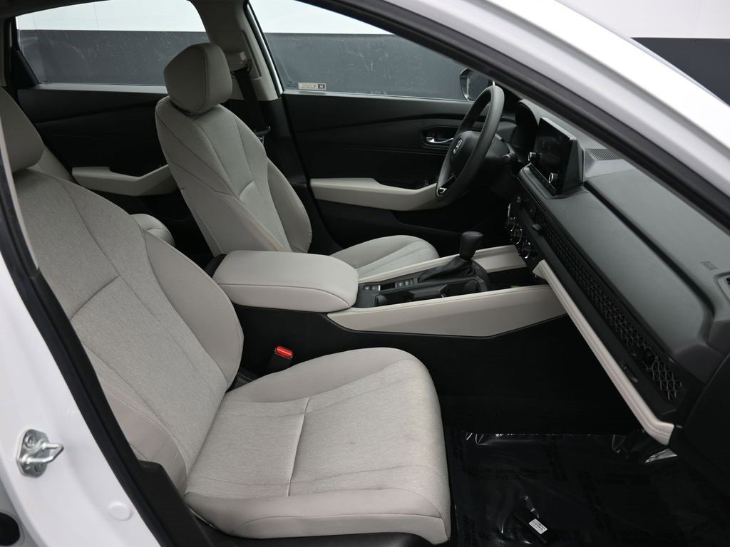 Certified 2024 Honda Accord LX image 45