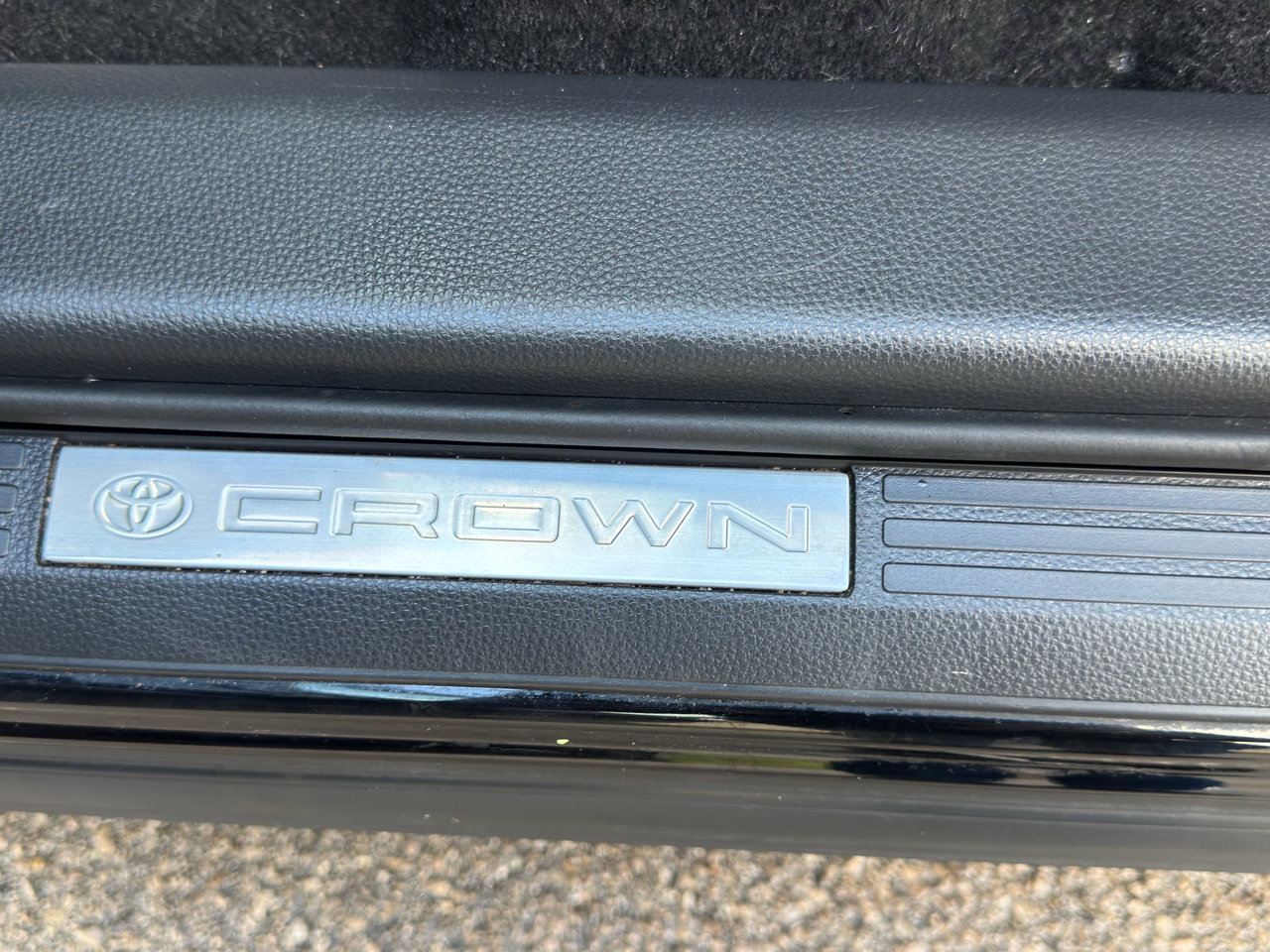 Used 2024 Toyota Crown XLE image 17