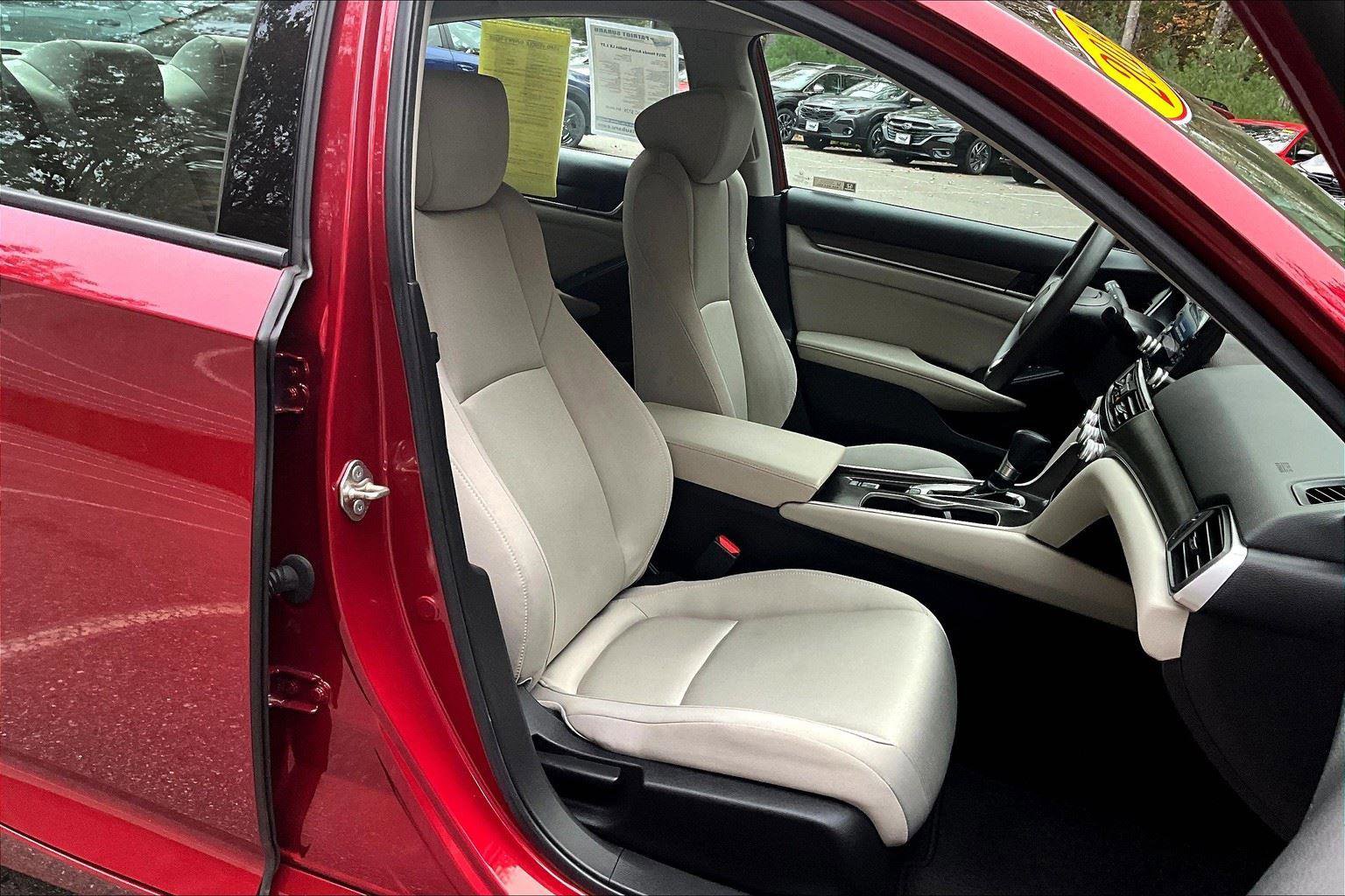 Used 2019 Honda Accord LX image 7