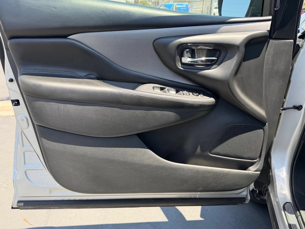 Used 2021 Nissan Murano SV FWD image 19