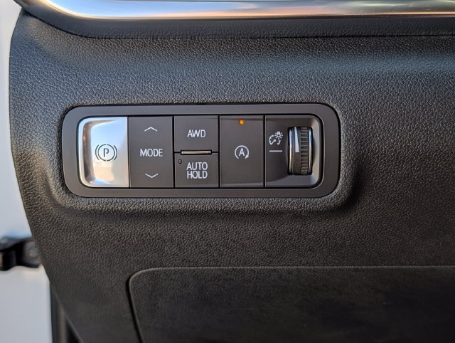 Used 2025 GMC Terrain Elevation AWD/4WD image 28