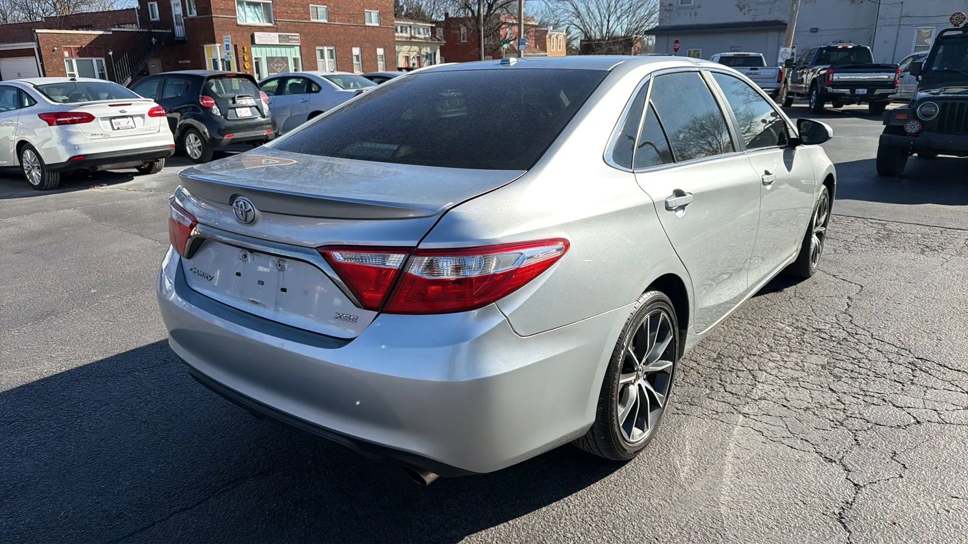 Used 2017 Toyota Camry XSE w/ Advanced Technology Package image 5