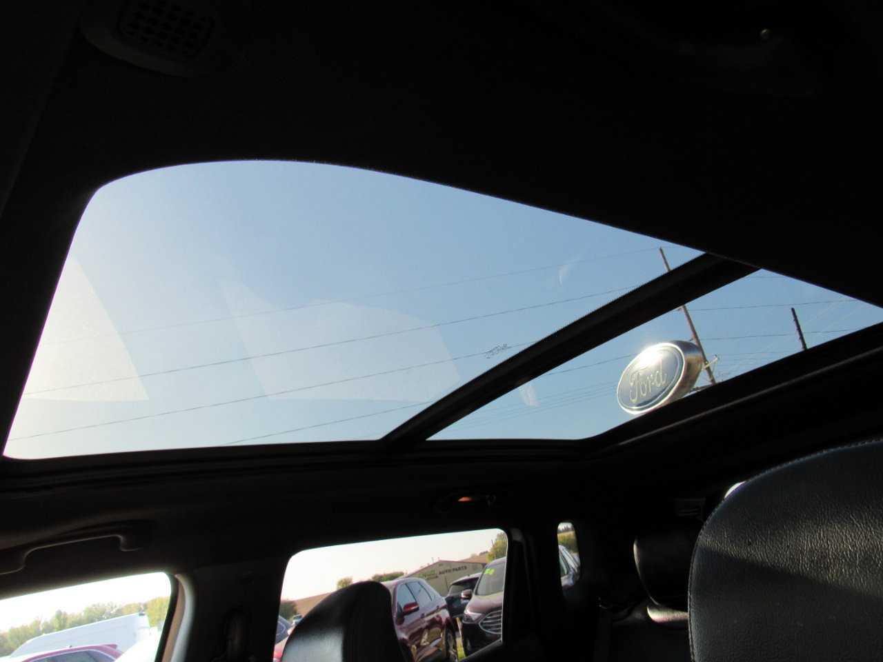 Used 2023 Jeep Compass Latitude w/ Sun and Sound Group image 32