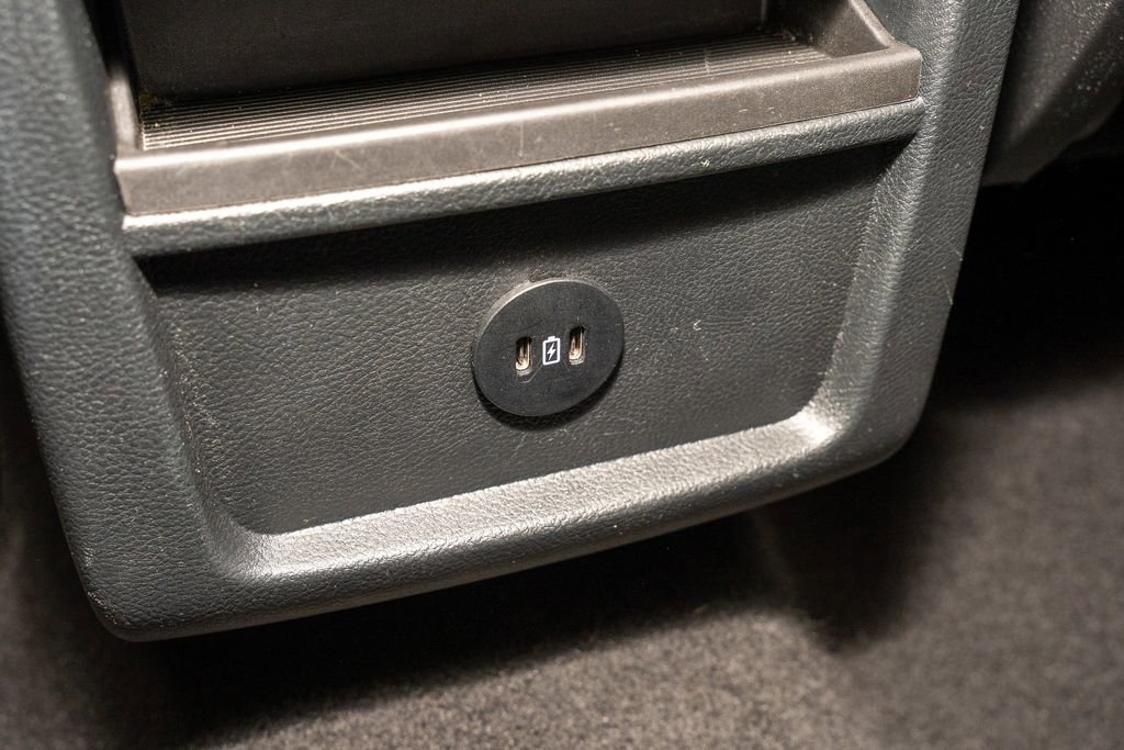 Used 2024 Ford Edge SEL image 7