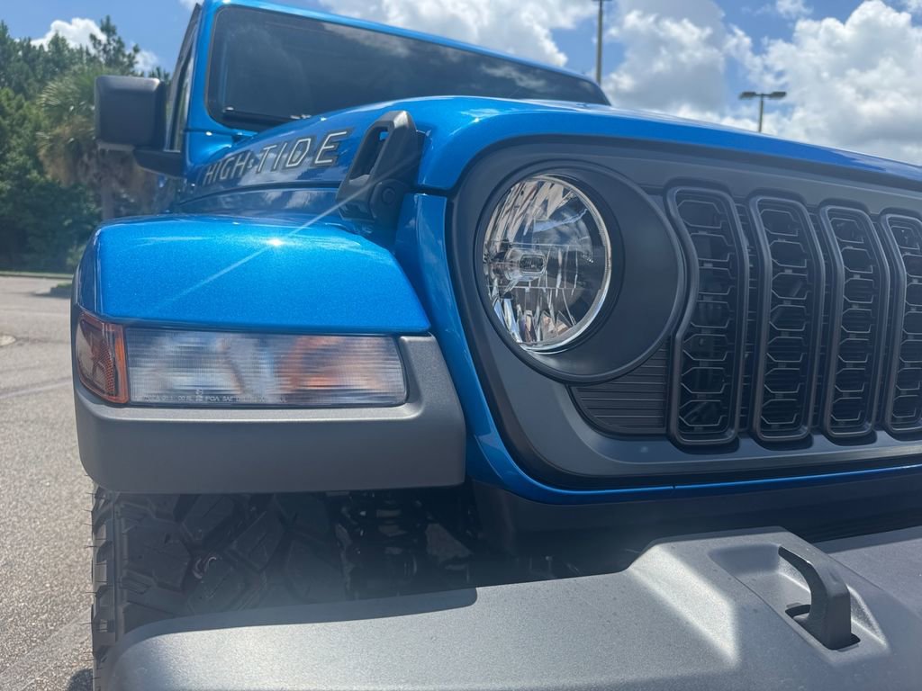 New 2025 Jeep Gladiator Sport image 31