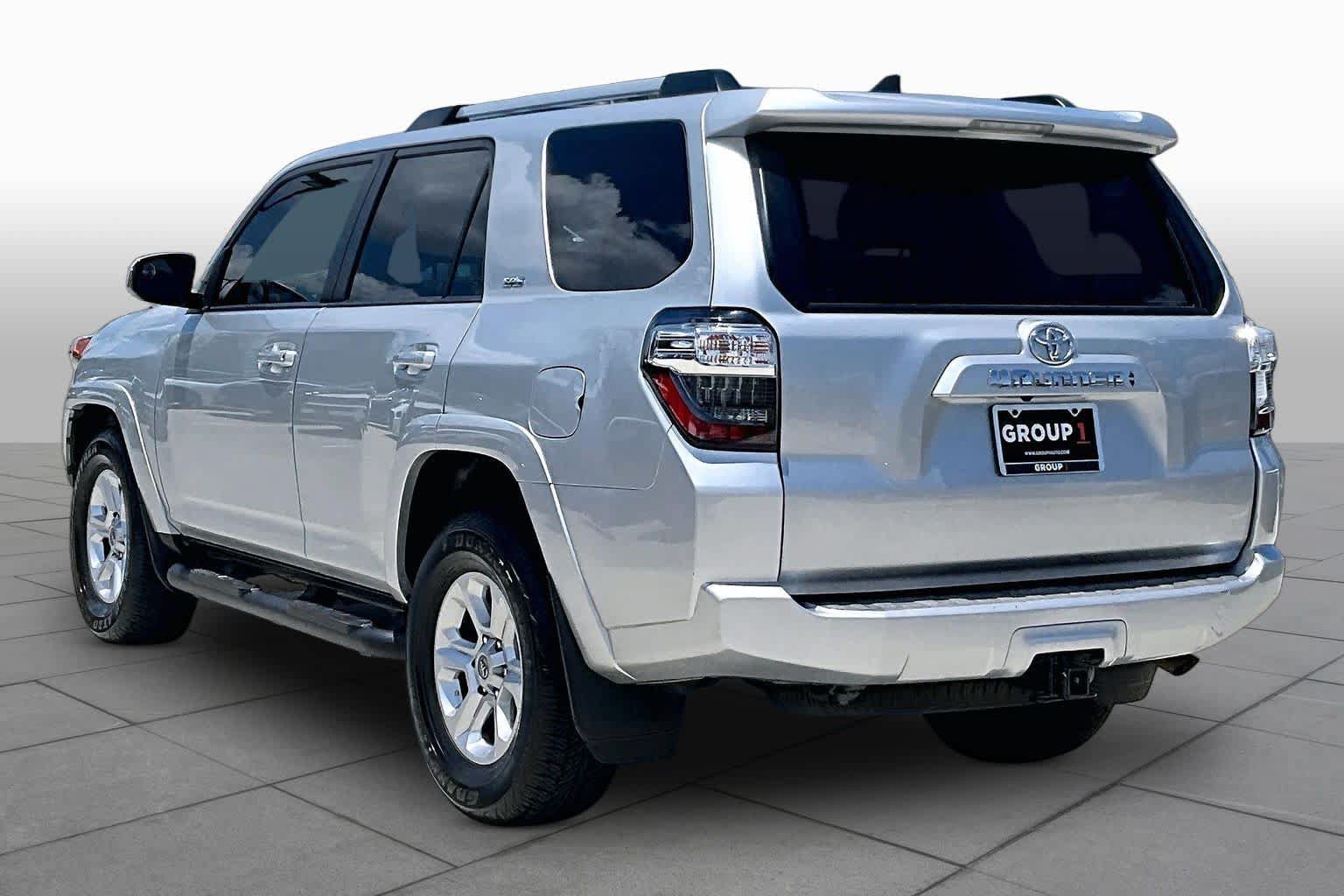 Used 2022 Toyota 4Runner SR5 RWD image 11