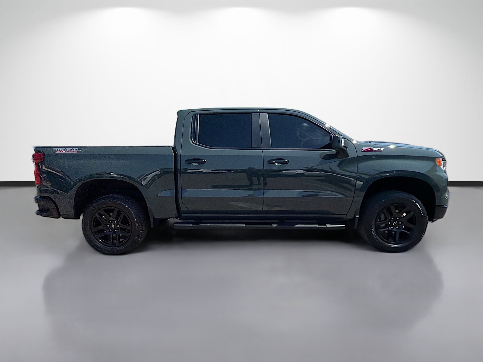 Used 2026 Chevrolet Silverado 1500 LT Trail Boss w/ LT Trail Boss Premium Package image 2