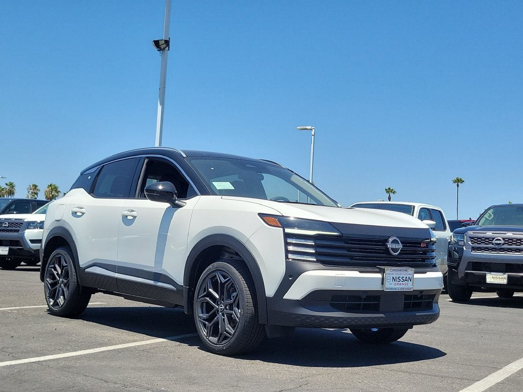 New 2026 Nissan Kicks SR FWD image 22