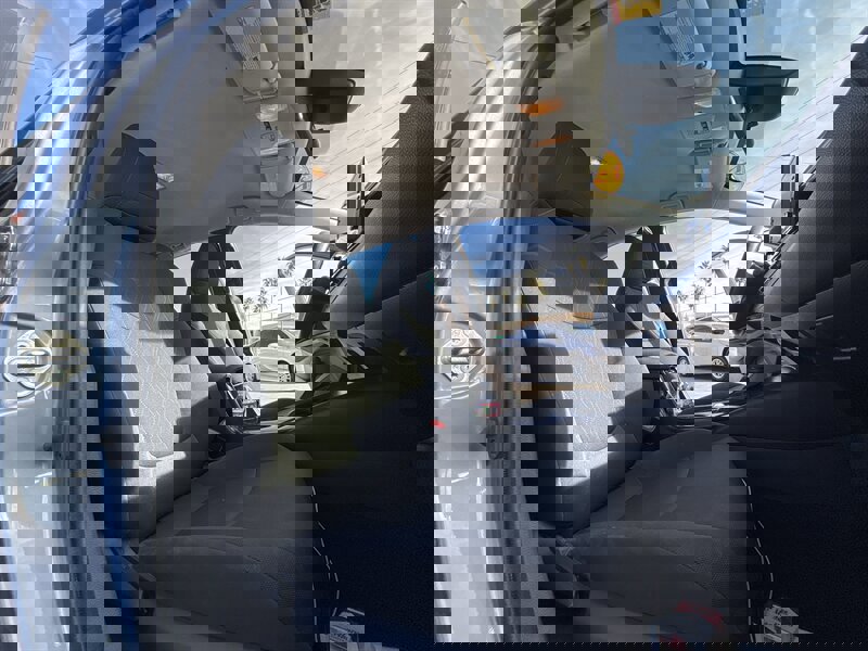 Used 2022 Toyota Corolla LE image 18