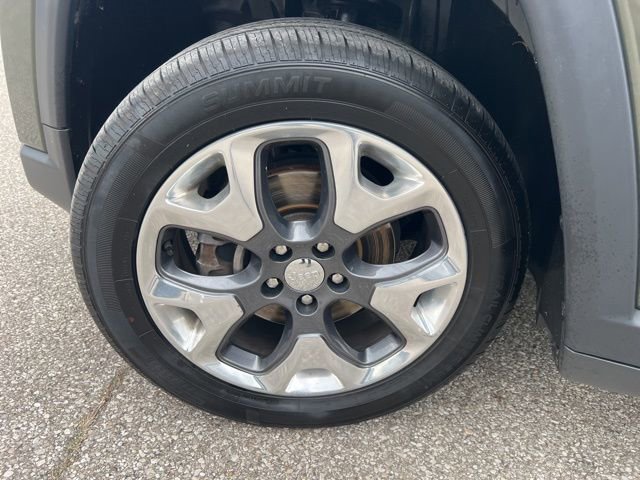 Used 2018 Jeep Compass Limited w/ Navigation Group AWD/4WD image 40