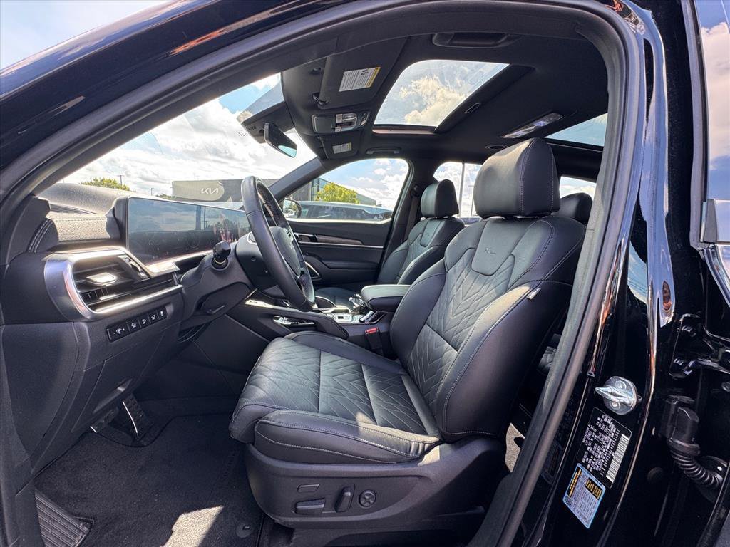 Certified 2025 Kia Telluride SX X-Line AWD/4WD image 17
